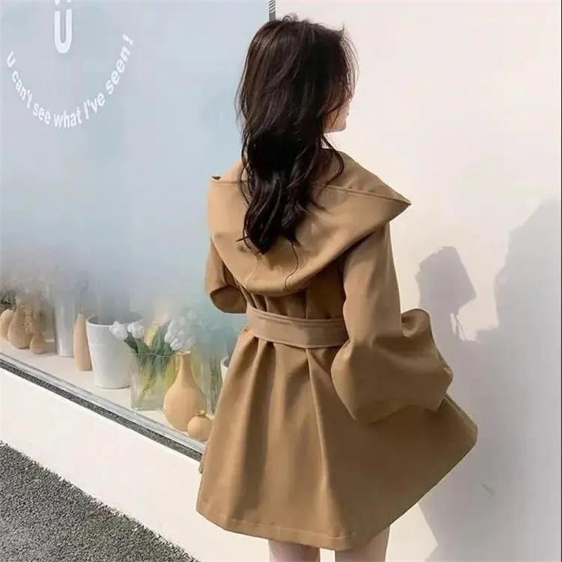 Trenchcoat mit Kapuze für Damen im Frühling und Herbst, Laternenärmel, lässig, britischer Gürtel, Windbreaker für Damen