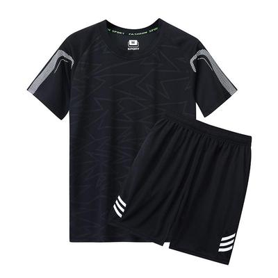 Herren-Set mit rückenfreiem Oberteil mit kurzen Ärmeln und Shorts