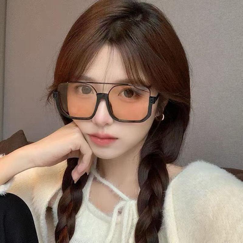 Korean Retro Tea-Colored Women's Fashionable Half-Frame Sunglasses - Trendy, High-End Feel, Street Style, Large Frame, Slimming Design