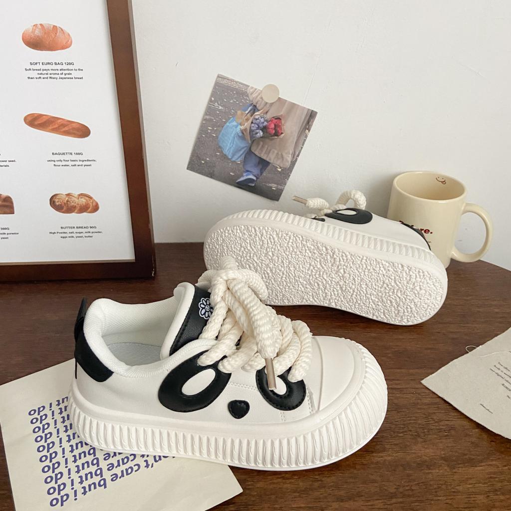 2025 new platform casual shoes board shoes women's black and white panda little white shoes board shoes women ins student tide shoes soft sole