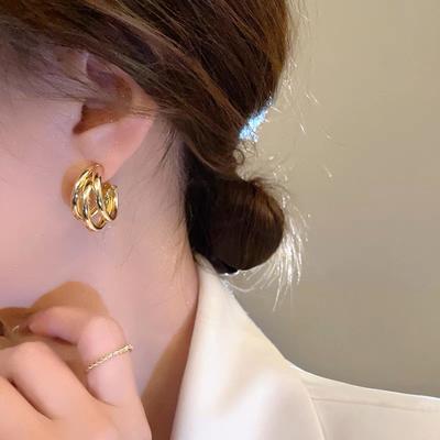 1Pair Minimal Design Metal Exaggerated Geometric Ear Stud Earrings For Women Girls Fashion Temperament Jewelry Party Accessorie