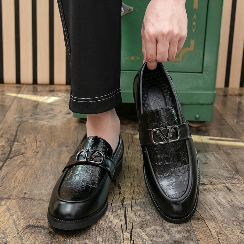 Fashion Size 38-47 New White Casual Leather Shoes For Men Comfortable Platform Dress Shoes Man Loafers High Quality Men's Social Shoes