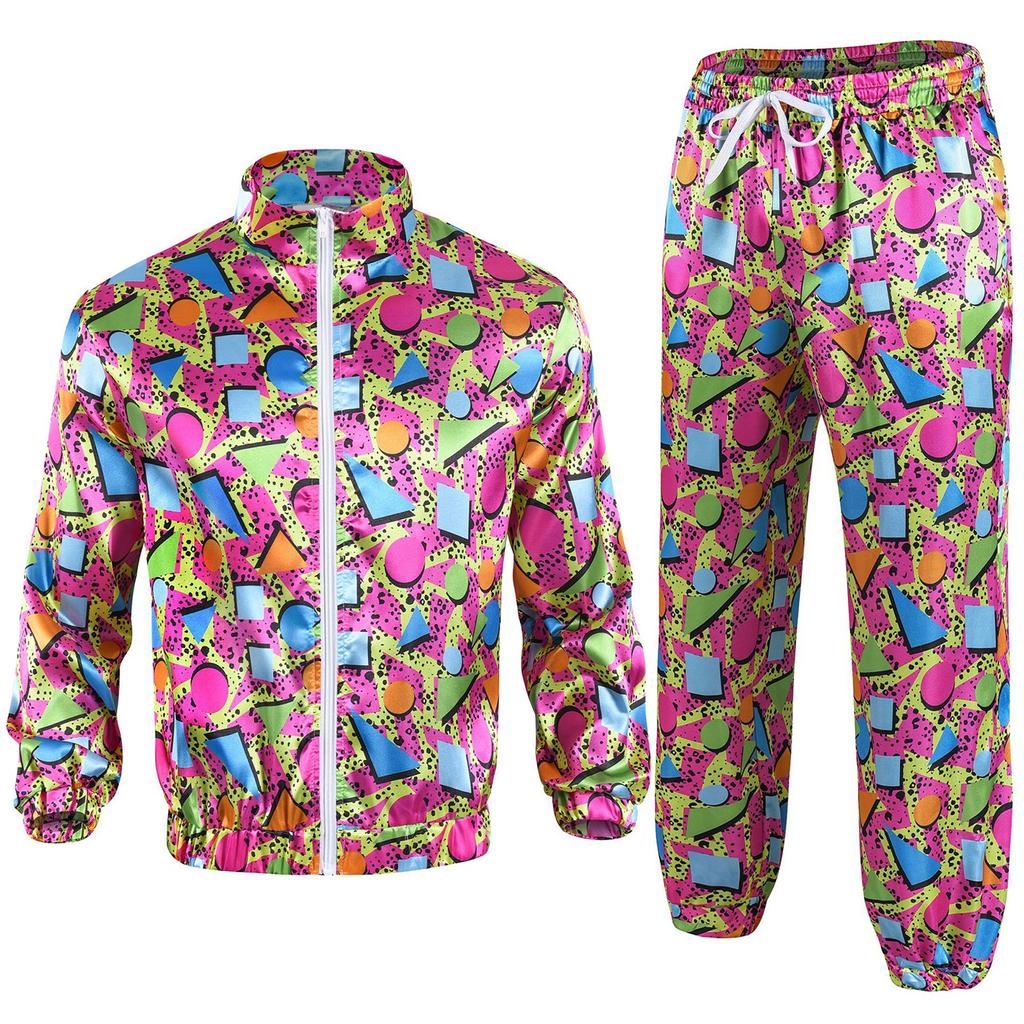 Un set multicolore di abiti hippie dagli anni '80 agli anni '90