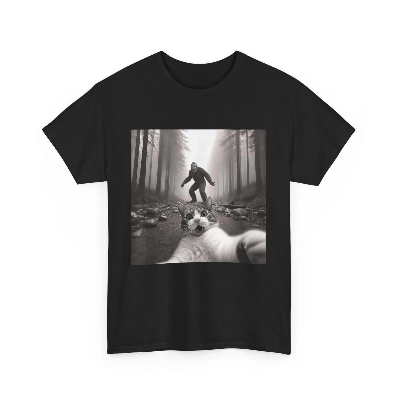 Cat Selfie Bigfoot UFO Flying Saucer Space Lovers Funny T shirt 4XL