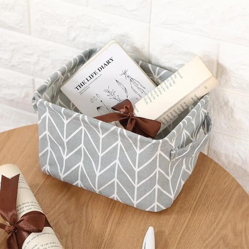 Simple Style Rectangular Desktop Storage Box Grid Stripe Printing Pattern Storage Box With Handle Waterproof Fabric Storage Box
