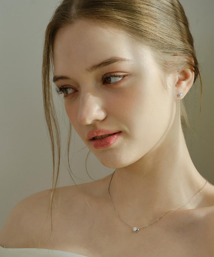 Reve Rv-Lab Diamond 0.3 Carat Phal. Love Necklace