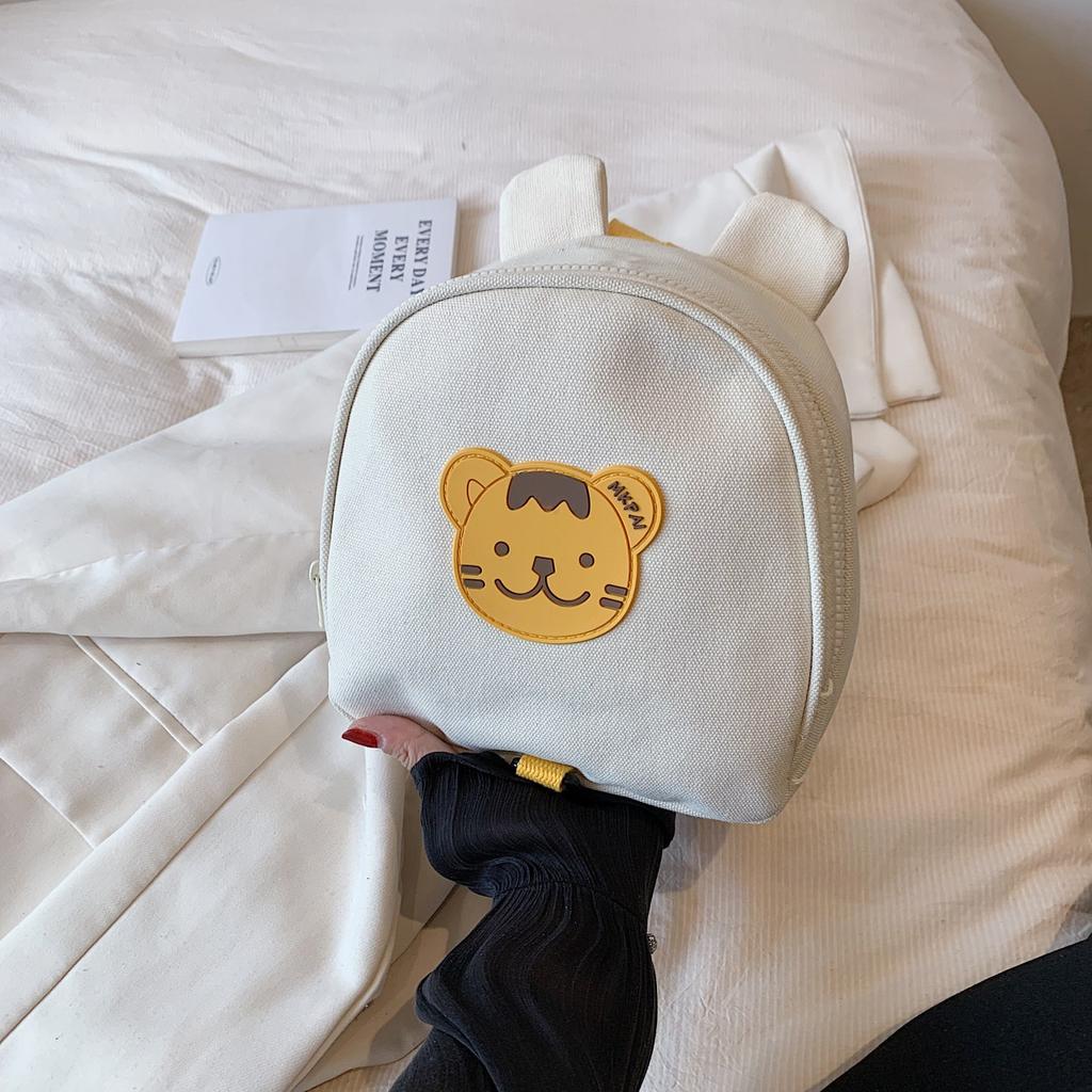 Korean bear kindergarten backpack lightweight weight weight reduction cute boys and girls children's canvas mini backpack