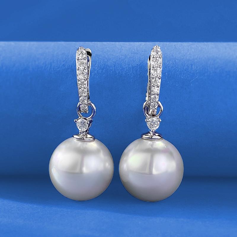 Hui Zhiyi 2024 Shell Pearl 13mm Stud Earrings in 925 Silver for European & American Fashion