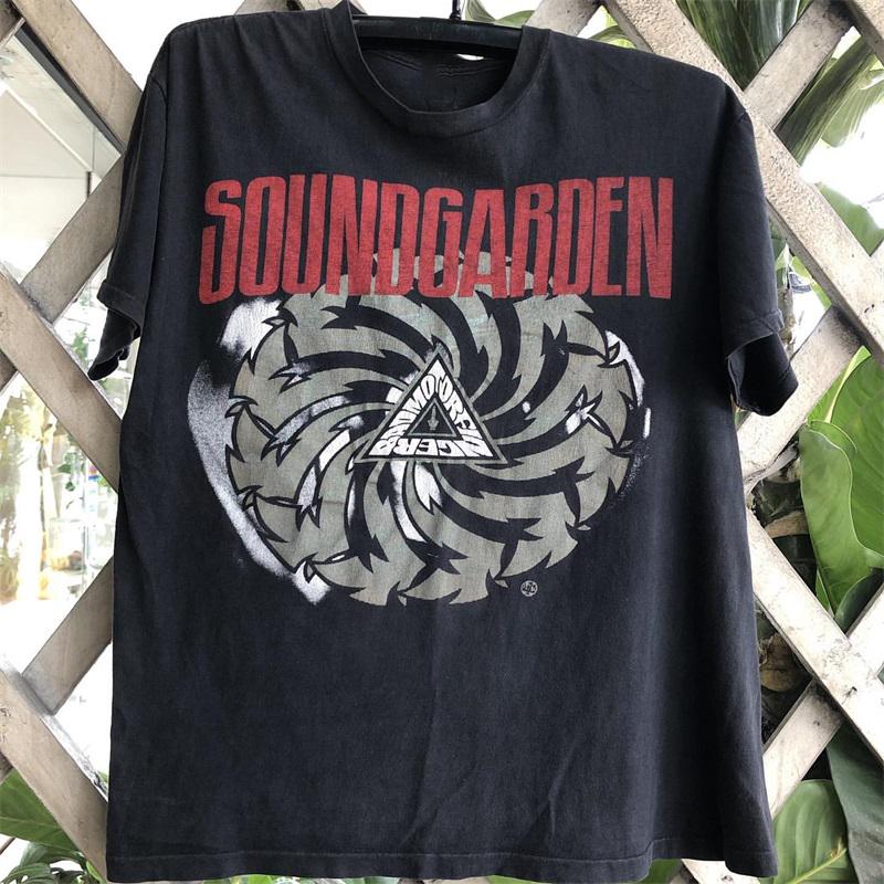 Soundgarden Band High Street Vibe American Trend Shoulder Short Sleeve Men's and Women's Lazy Wind T-Shirt Harajuku Streetwear