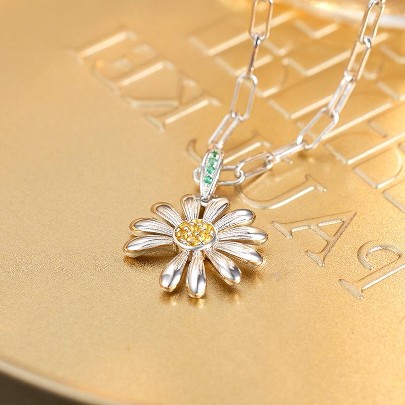 S925 sterling silver light luxury high-end small daisy diamond necklace women's pendant sun flower collarbone chain