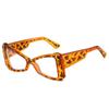 New European and American style cat eye square sunglasses niche design feeling Spice girl style daily street eye-catching fashion sunglasses