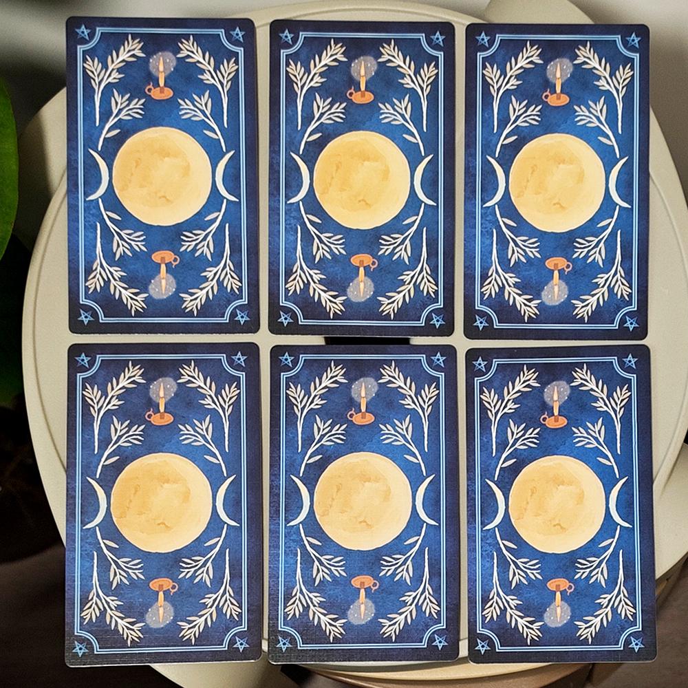 Jahreszeiten der Hexe: Winter Tarot Deck 12*7cm, Eine Reise durch Jul und Imbolc 78 Karten Gedruckt auf doppelt geprägtem Karton