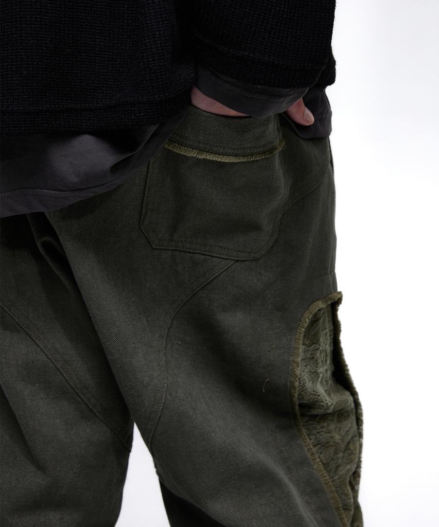 Aleseueseussi Incision Jacquard Mixed Pants - Khaki