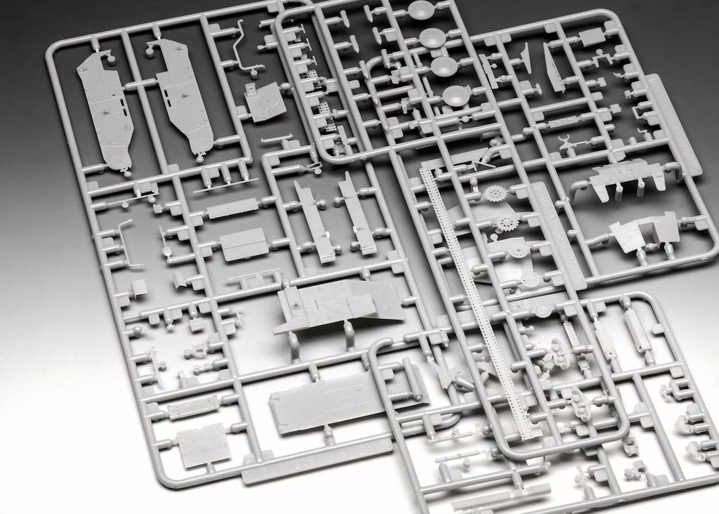 Revell German Army Marder III Plastic Model Kit 03316 1/72 Sd.Kfz.138 Ausf.M