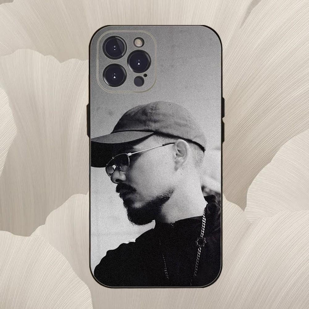 Sänger D-Dellafuente-Musics Handyhülle Für iPhone 16,se4,15,14,13,12,11,Pro,X,XS,Max,XR,Plus,Mini Weiche Schwarze Hülle