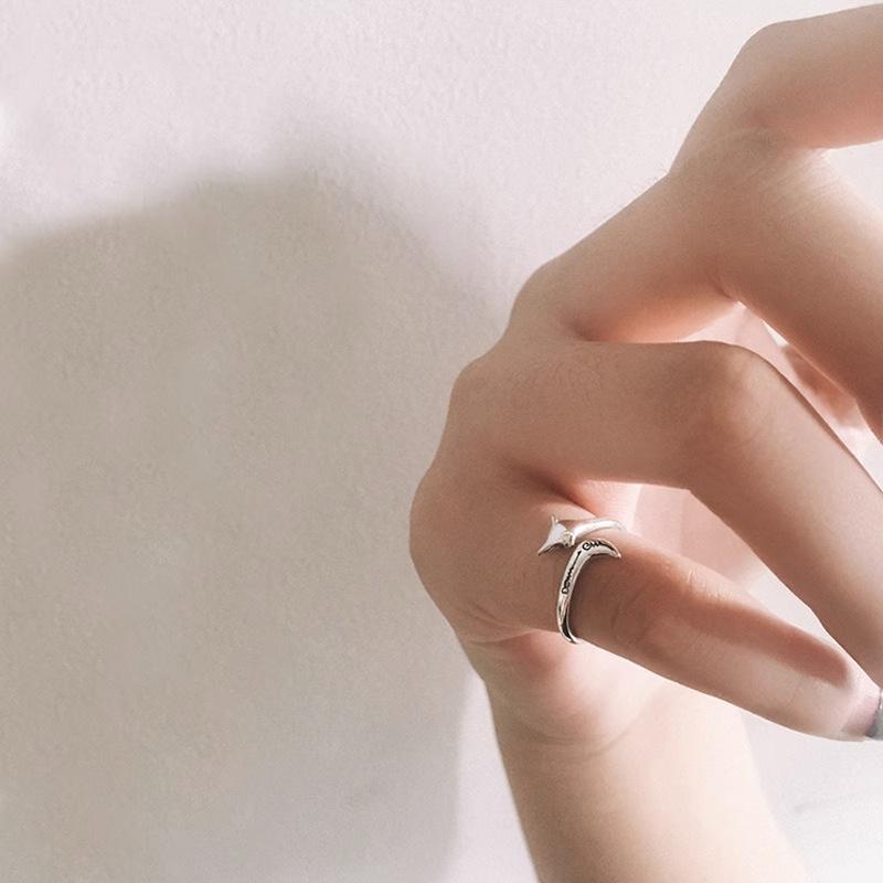 Stunning Fox Ring for Women: Chic, Versatile, and Delicately Luxurious. Perfect for a High-End, Individual Style. Adjustable Open Size