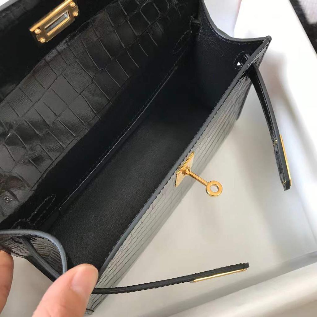 Factory wholesale  bag generation mini crocodile pattern leather small square bag casual fashion one shoulder crossbody handbag