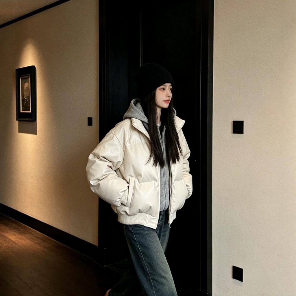Autumn and winter temperament design sense splicing fake two pieces women's new slim and thin niche fashion sense