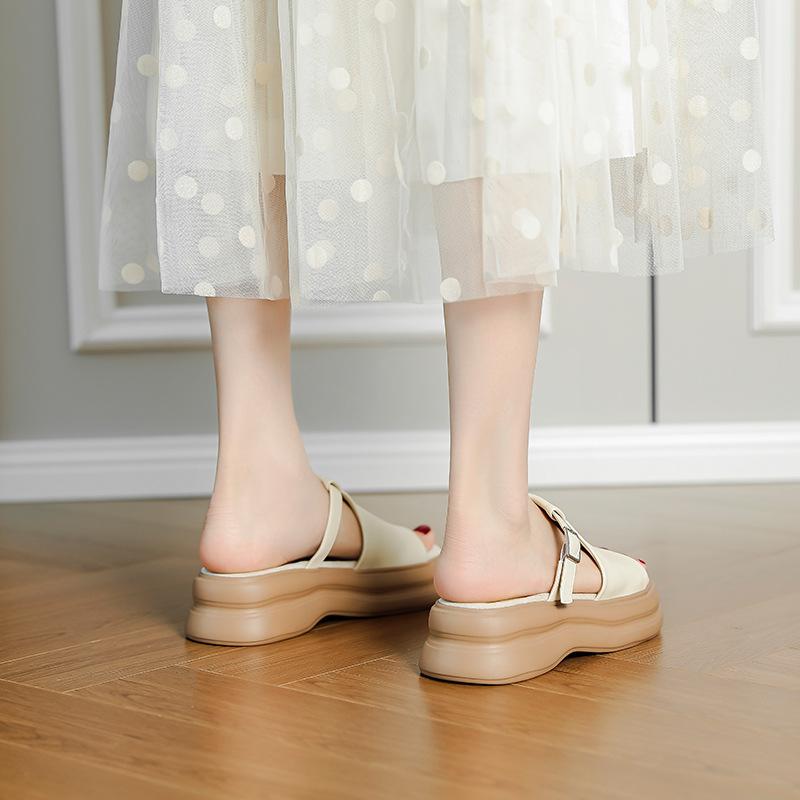 Great for wearing thick-soled slippers, women's open-toed summer new models wear flat-bottomed retro cool slippers, small people increase in height