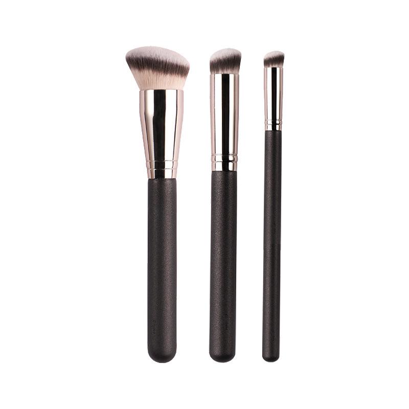 Angled Concealer & Contour Brush Set with Soft Bristles for Foundation and Blush