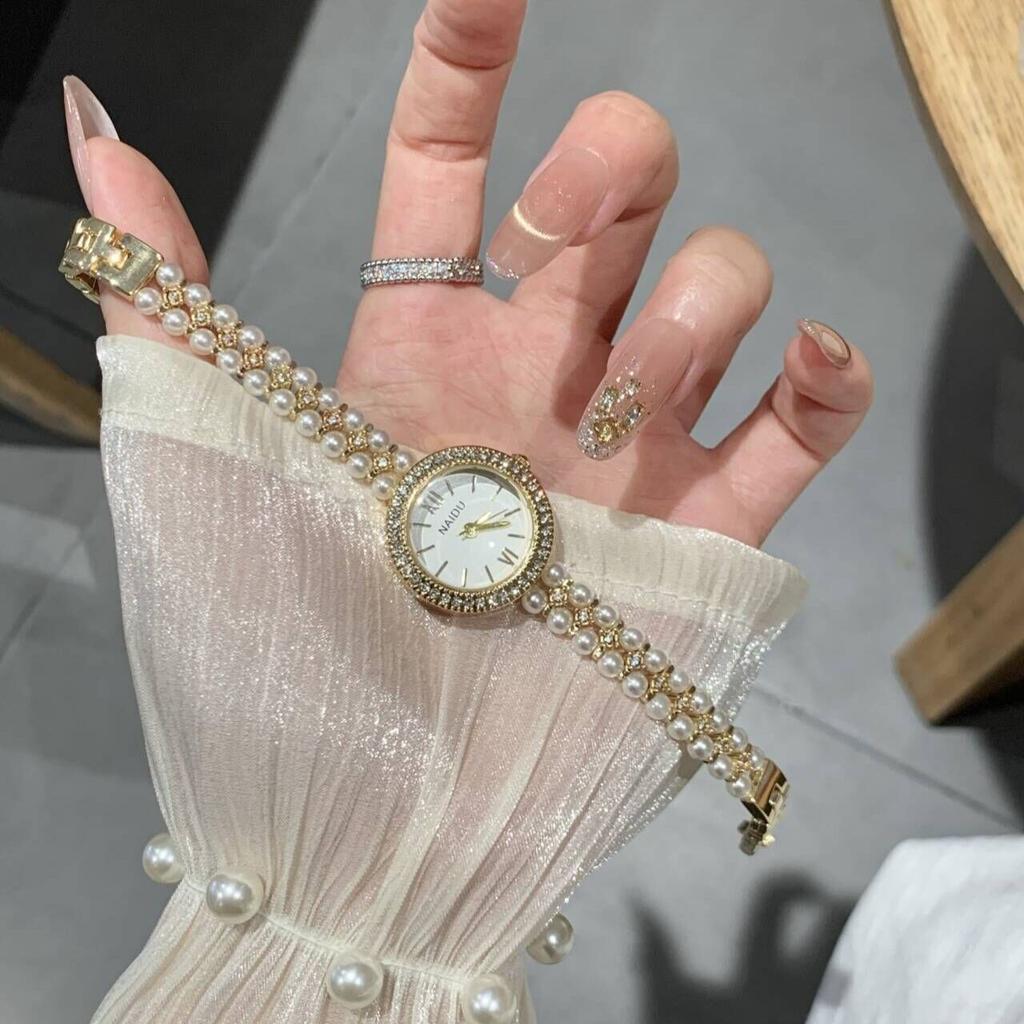 2025 New Pearl Chain Black Gold High-end Watch Square Dial Niche Quartz Watch Temperament Fashion Women's Watch