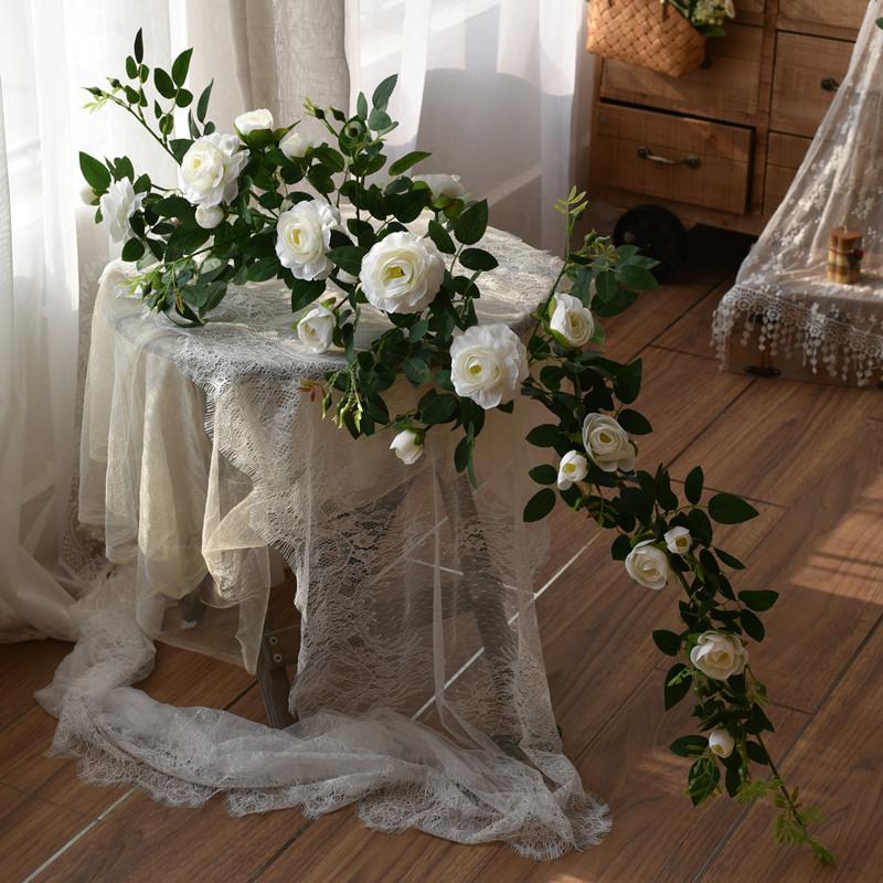 Искусственная Плетущаяся Роза Пион Декорация Двери Отеля День Рождения Свадебная Вечеринка Обвитие Лозой Цветочный Венок Растения Подвесные на Стену 1pc белый