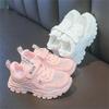 Scarpe casual bianche/rosa in tessuto traspirante, comode e morbide, per bambini, alla moda estiva per studenti, sportive, casual, bianche