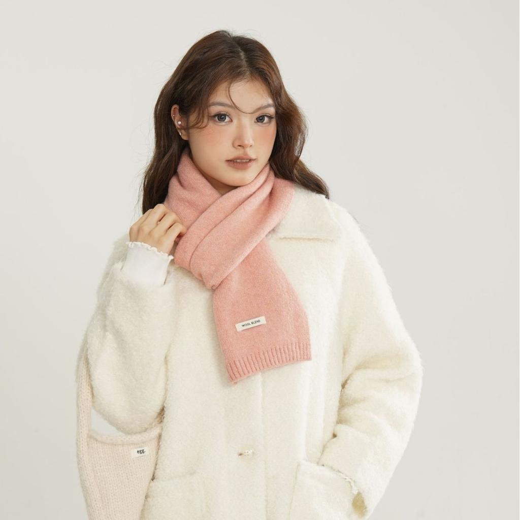 Minimalist Style Solid Color Knitted Scarf with Wool for Girls Winter Warm and Versatile Outdoor Soft Scarf.