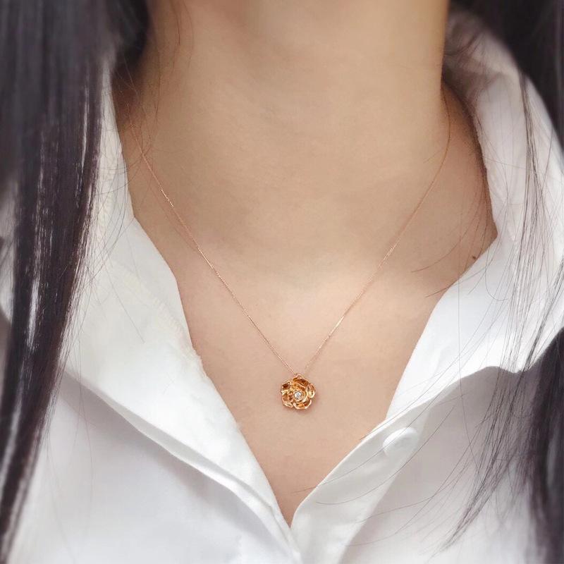 Collana in oro rosa 18k da donna con diamanti, ciondolo a forma di rosa, catena per clavicola Tanabata per San Valentino
