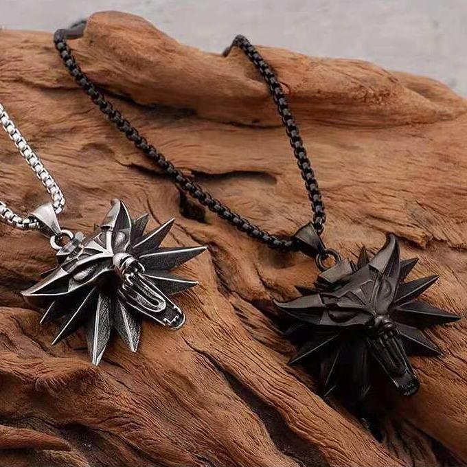 Witcher 3 Wolf Head Pendant Necklace