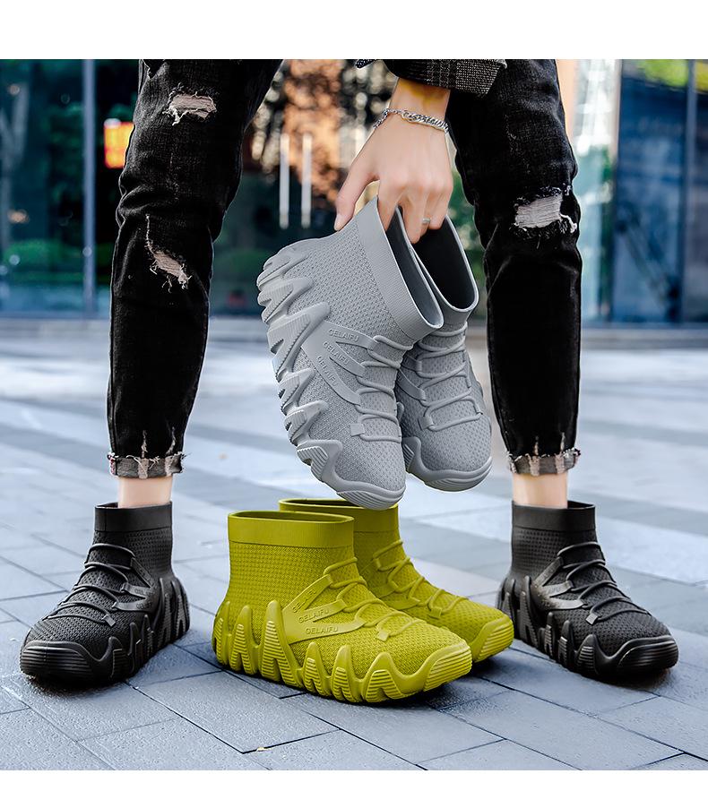Men's Waterproof PVC Mid-Cut Snow Boots with Thick Non-Slip Sole, Fashionable, Warm, Dual-Purpose Casual Rubber Shoes.