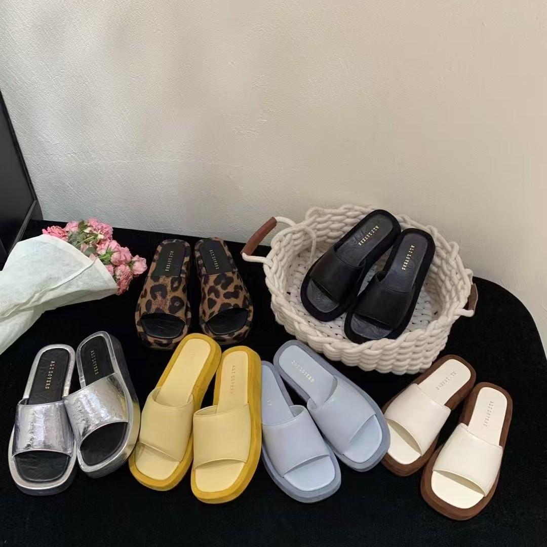 

Летние новые женские повседневные простые однотонные с квадратным носком открытые толстая подошва модные крутые шлепанцы ленивые шлепанцы женские 40 жёлтый