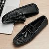 Men Casual Shoes Fashion Male Shoes Soft Men Tassel Loafers Leisure Moccasins Slip On Men's Driving Shoes Black Man Lazy Shoes