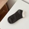 Color-blocking Striped Boat Socks Women's Thin Cotton Socks Comfortable and Breathable Shallow Mouth Invisible Short Socks Simple and Elegant