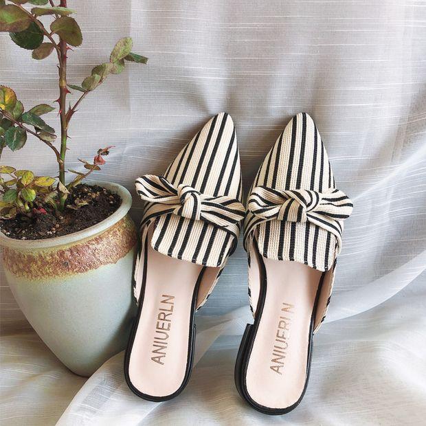 

Модная обувь на каблуке Мюли Лето 2024 Молочно-белые Слайды Клетчатый бант Женские тапочки и Женские сандалии Работа Натуральная кожа I Новая мода 40