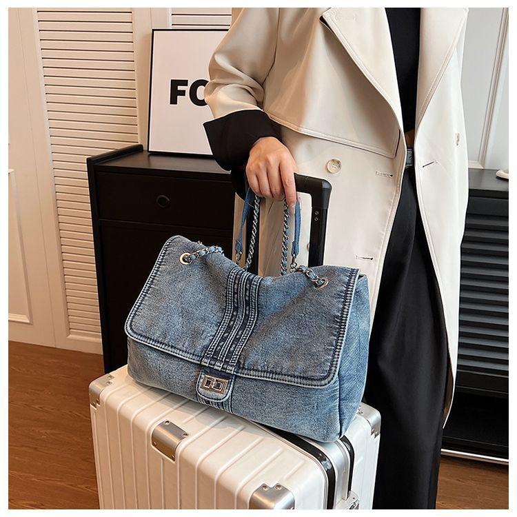 Sac bandoulière décontracté en denim grande capacité pour femme avec chaîne