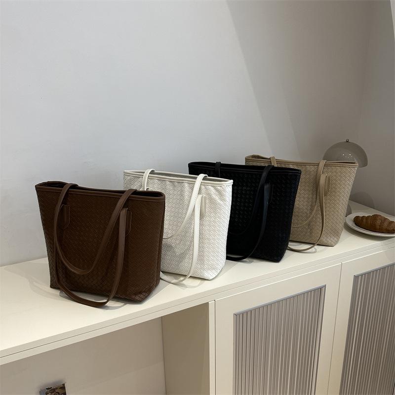 Large Capacity Women'S Bag Fashion Shoulder Bag Niche Versatile Underarm Bag Texture Pu Tote Bag