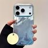 Capa de Luxo Azul Bebê Degradê com Padrão Glacial a Laser para iPhone 17 Pro Max 17 Pro 16 15 14 13 12 Pro Max Plus 11 Capa Estilosa