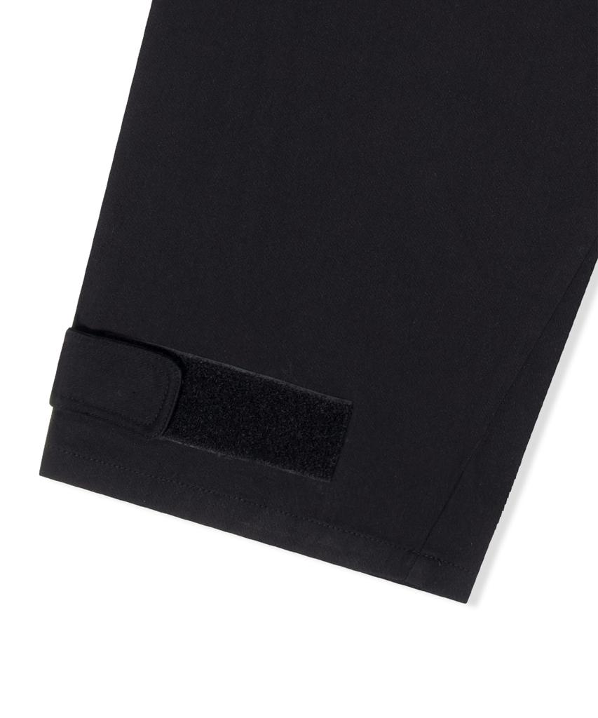 YESEYESEE Paneled Chino Pants Black