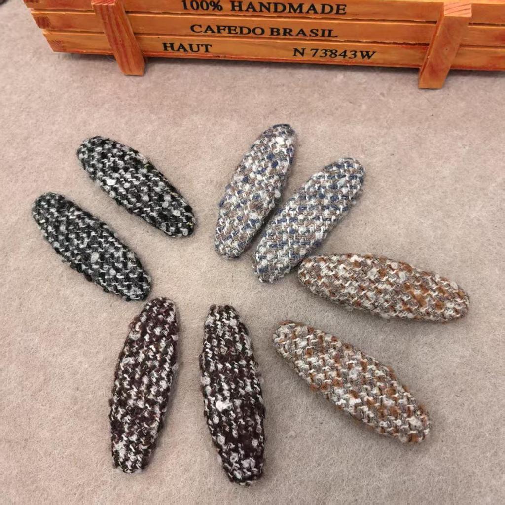 Elegant Wool Hairpin for Women - Chic Fragrance Style Duckbill Clip for Bangs and Flyaways