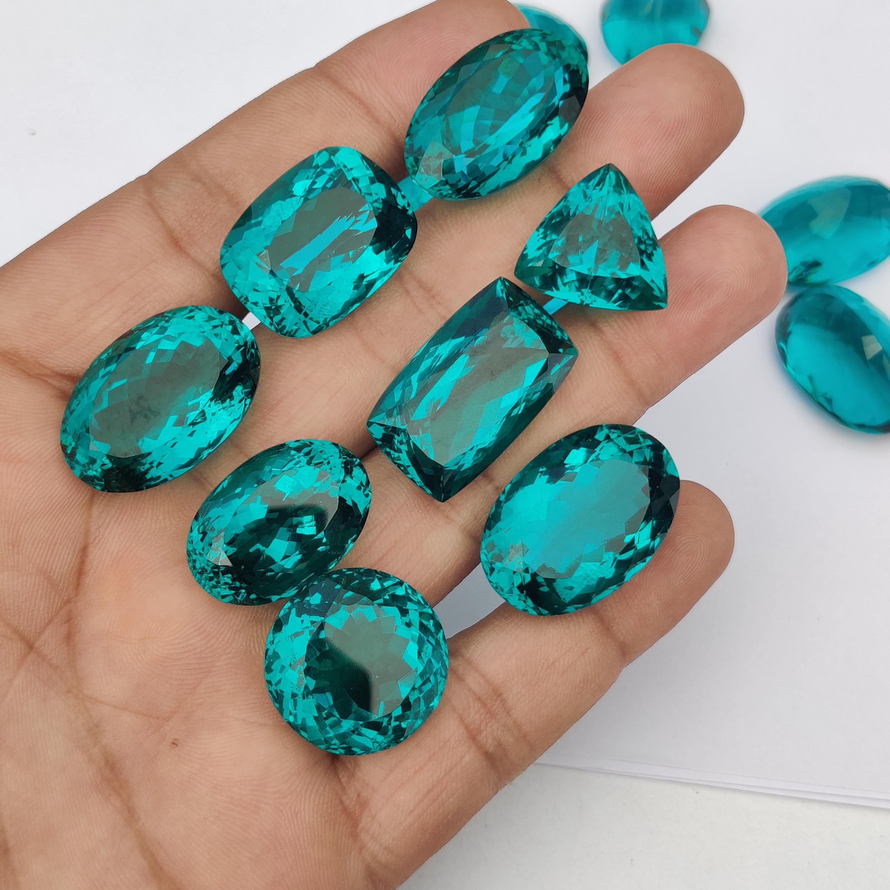 

Натуральный стеклянный камень цвета лондонского синего, средний размер от 25 до 35 карат, лечебный набор рассыпных камней, натуральный камень. 1 Piece 25 to 35 Average