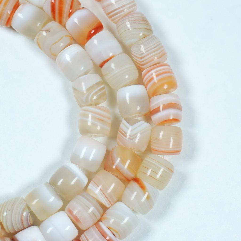 Přírodní pruhované červené achátové korálky ve tvaru válečku pro DIY buddhistické náramky Vajra Bodhi