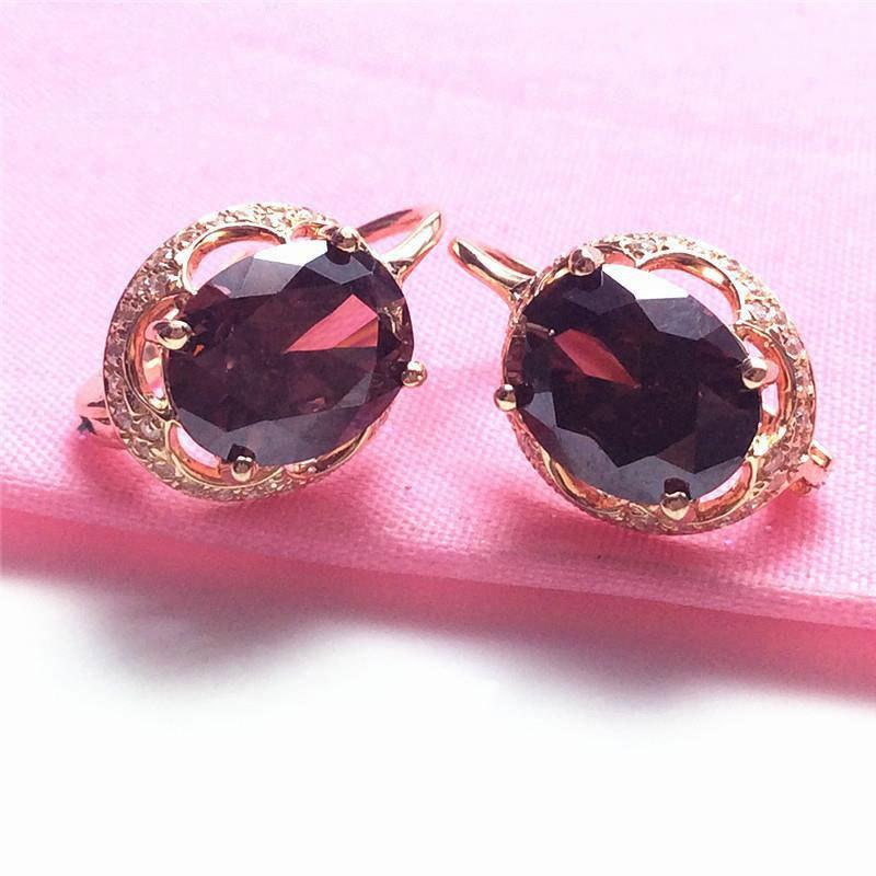 Exquisite Pure Russian 585 Purple Gold Exquisite Personalized Versatile Egg Surface Rose Gold Inlaid Smoke Stone Earrings