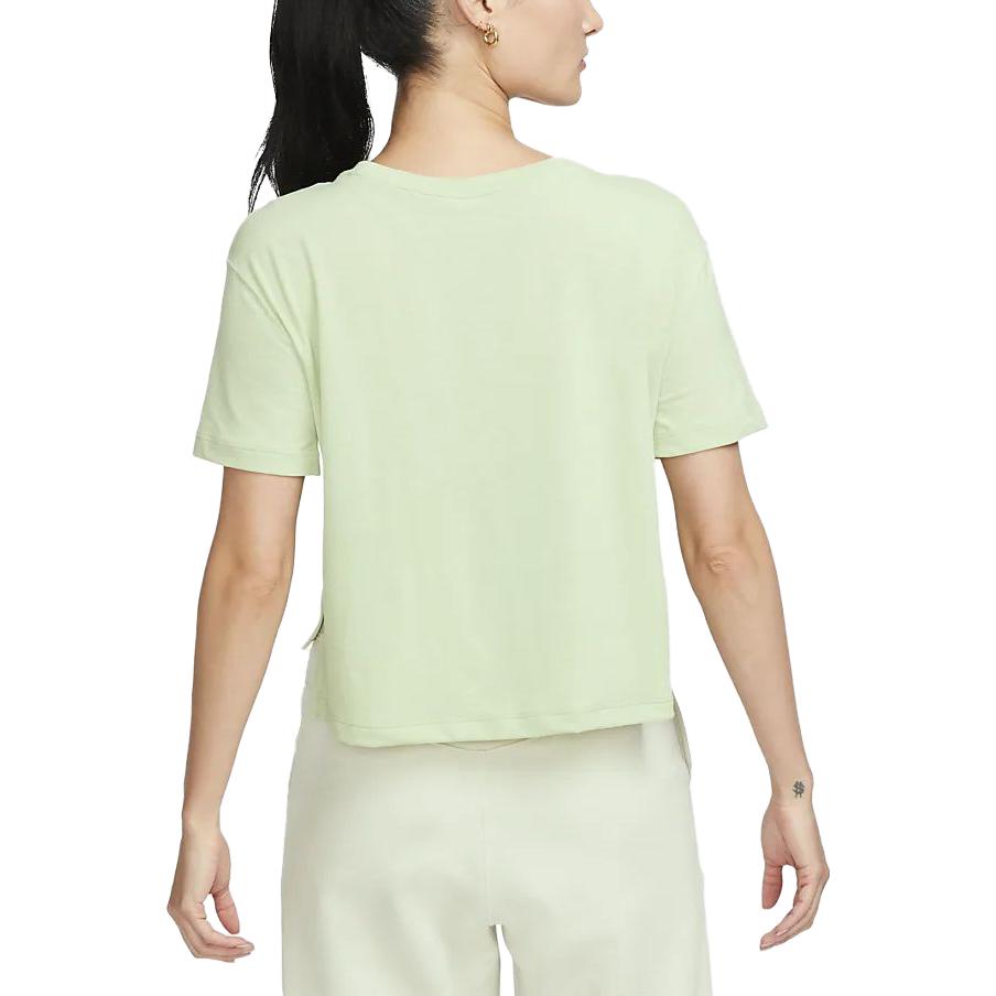 New Nike T Shirts Women's Green DM7026-343