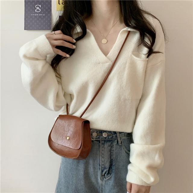 Women's Autumn Korean Style Loose Short Lapel Knit Sweater Long Sleeve Pullover for Students Suitable for Outer Wear or Inner Wear