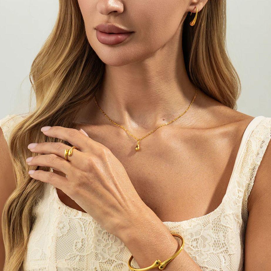 Salircon 4Pcs Trendy Gold Color Water Drop Necklace Earring Ring Bracelet Set Women Luxury Elegant Jewelry Party Wedding Gifts