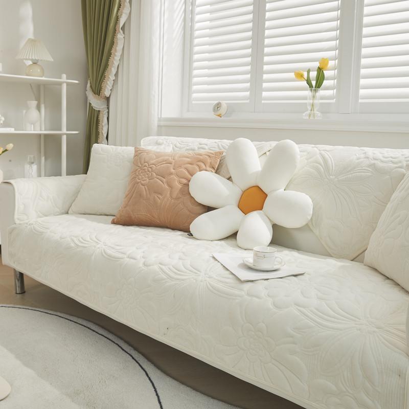 Winter New Embroidered Plush Crystal Velvet Sofa Cushion Dust-proof Modern Simple Anti-slip Sofa Cushion Towel