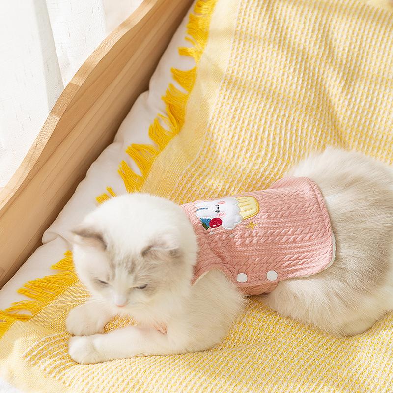 Winter knitted warm double-layer vest autumn and winter thickened vest side open buckle two feet dog pet clothing cat clothes
