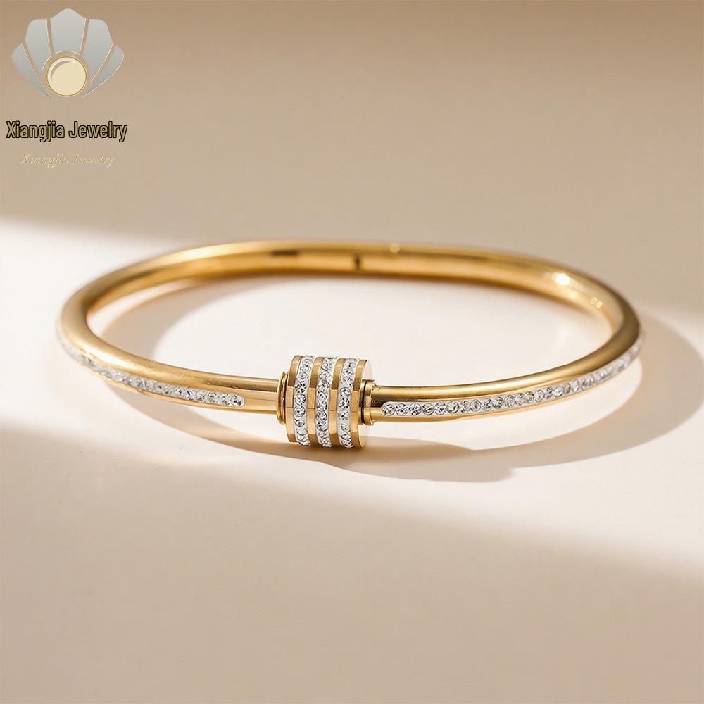 18k Gold Diamond-Studded Titanium Bracelet - Elegant Skylight Star Design