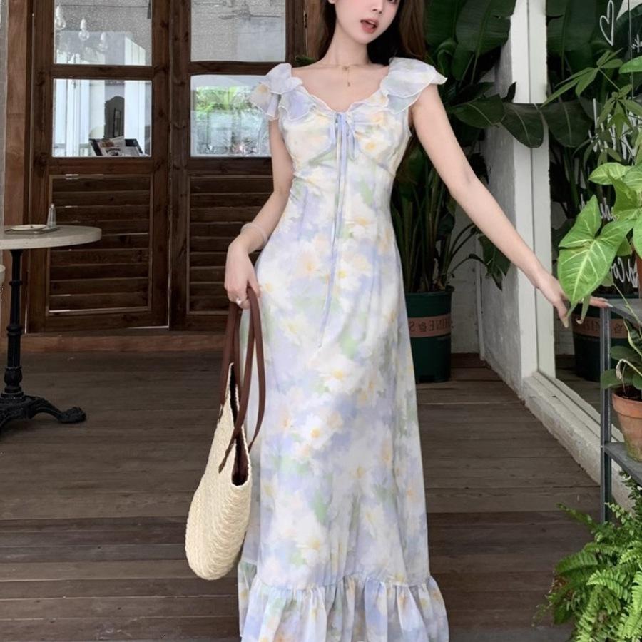 2026 French small flying sleeves floral chiffon dress women's summer gentle vacation temperament waist a-word skirt long dress